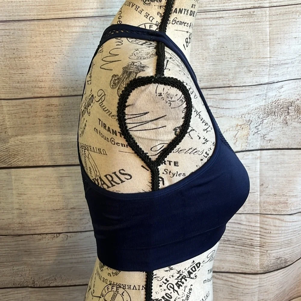 Soulcycle Soul Cycle Sports Bra Laser Cut High Neck Navy Blue Size Small